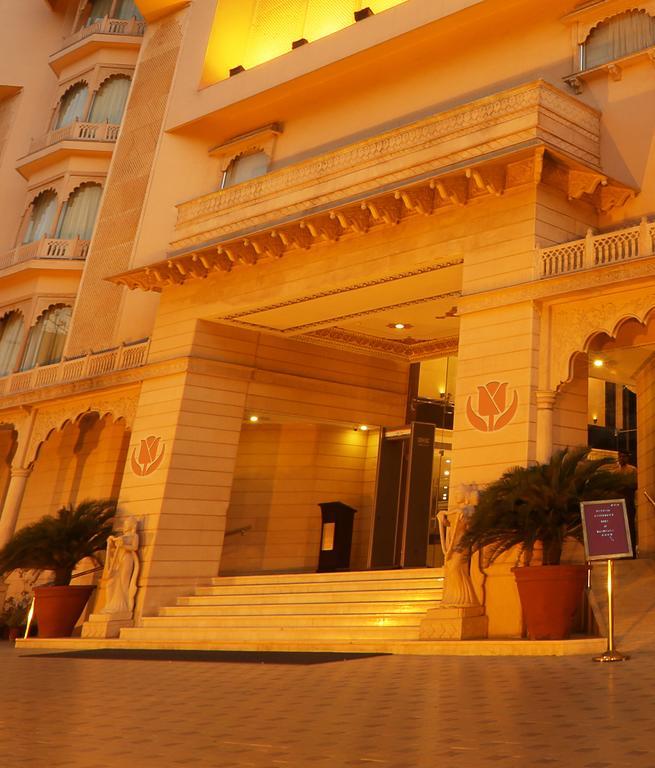 Golden Tulip Jaipur Hotel Exterior photo