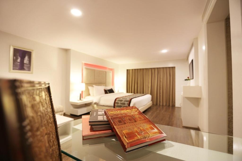 Golden Tulip Jaipur Hotel Exterior photo