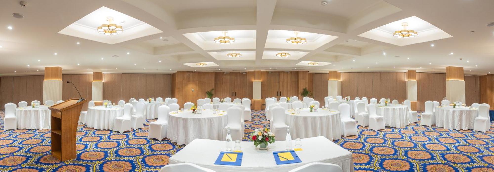 Golden Tulip Jaipur Hotel Exterior photo