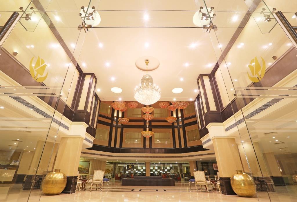 Golden Tulip Jaipur Hotel Interior photo