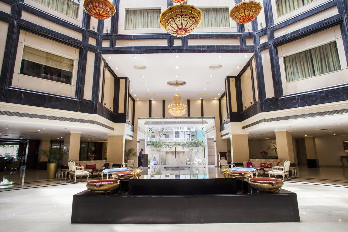 Golden Tulip Jaipur Hotel Exterior photo